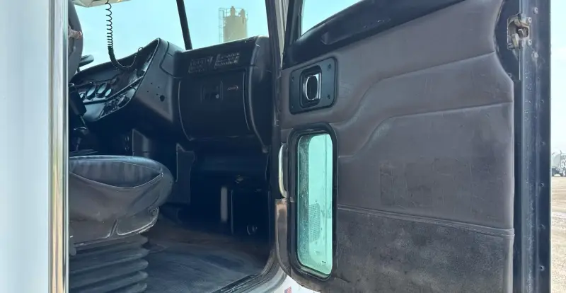 2005 Peterbilt 357 photo 60