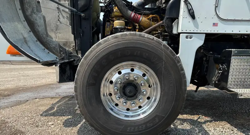 2005 Peterbilt 357 photo 90
