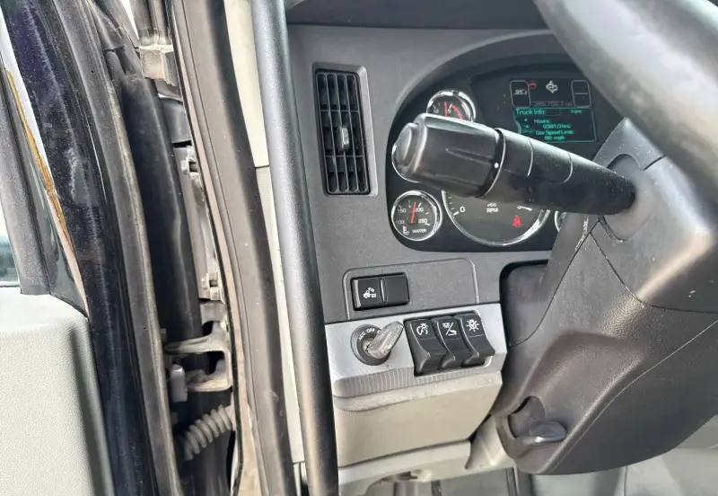 2020 Kenworth T880 photo 36