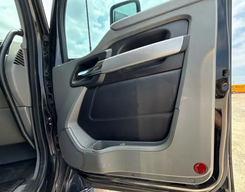 2020 Kenworth T880 photo 44