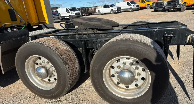 2022 Kenworth T680 photo 55