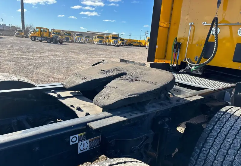 2022 Kenworth T680 photo 15