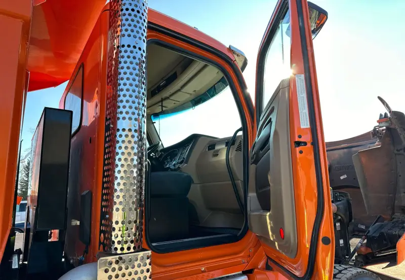 2021 Kenworth T880 photo 74