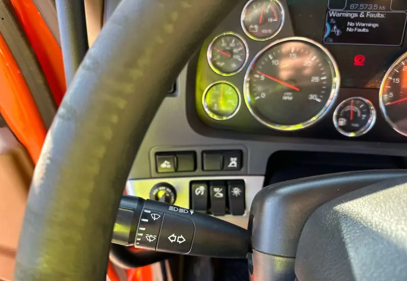 2021 Kenworth T880 photo 54
