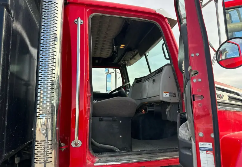 2016 Western Star 4700SF photo 72