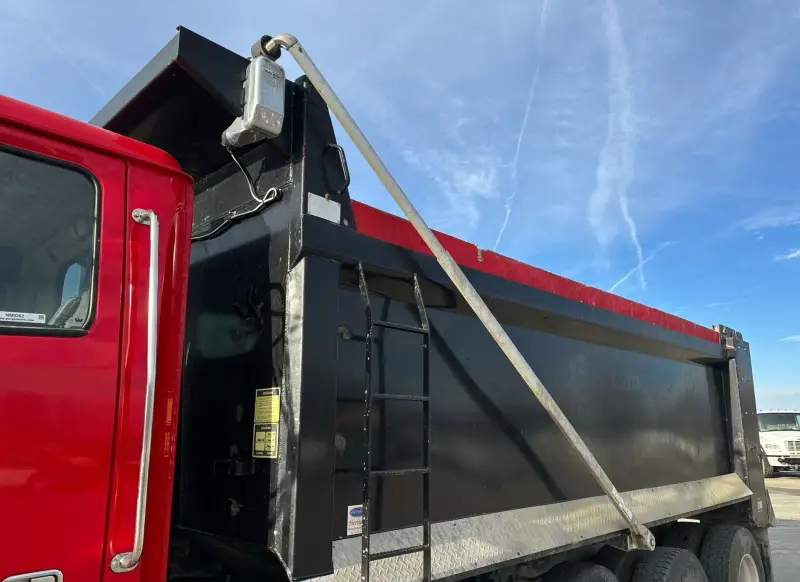 2016 Western Star 4700SF photo 20