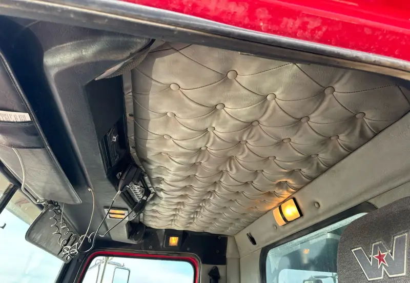 2016 Western Star 4700SF photo 53