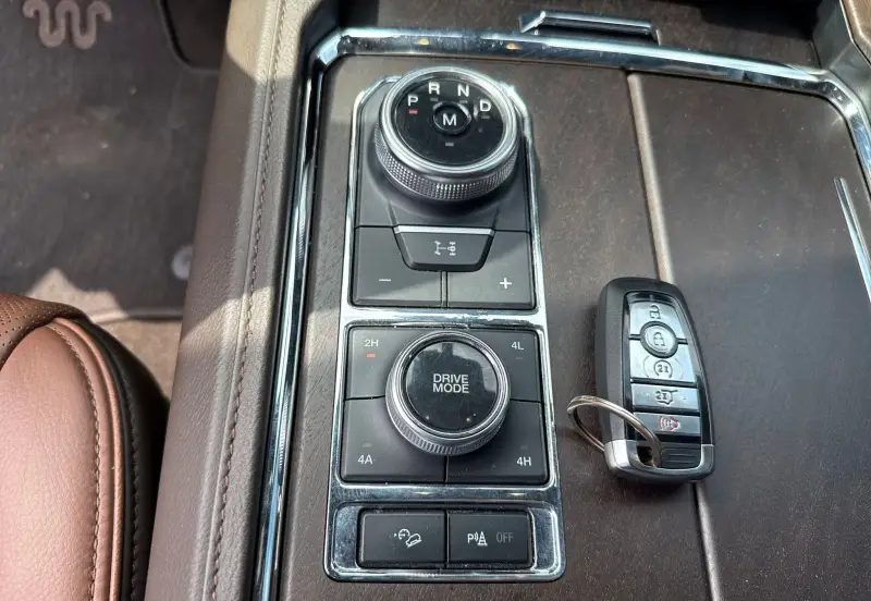 2024 Ford Expedition King Ranch photo 28