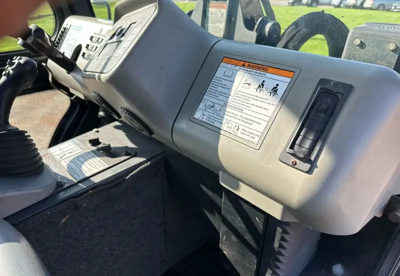 2016 Bobcat 5600 photo 72