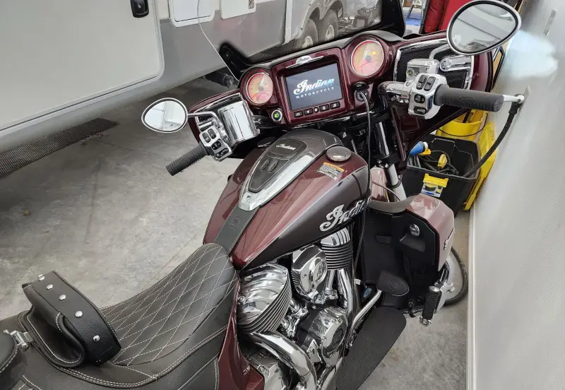 2021 Indian Roadmaster photo 7