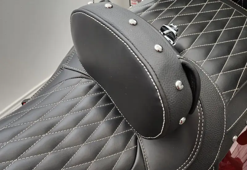 2021 Indian Roadmaster photo 16