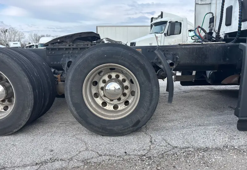 2024 Kenworth T680 photo 76