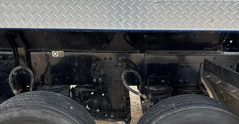 2017 Peterbilt 567 photo 28