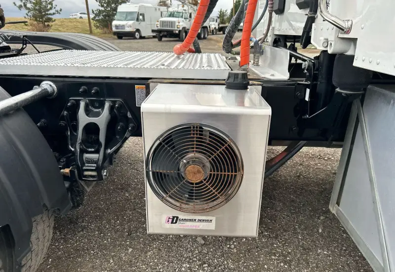 2019 Peterbilt 579 photo 9