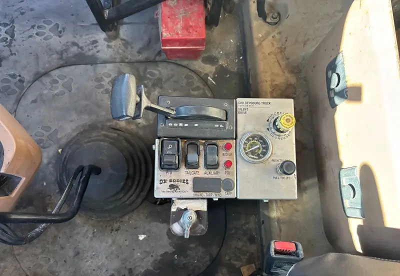 2015 Mack GU713 photo 45