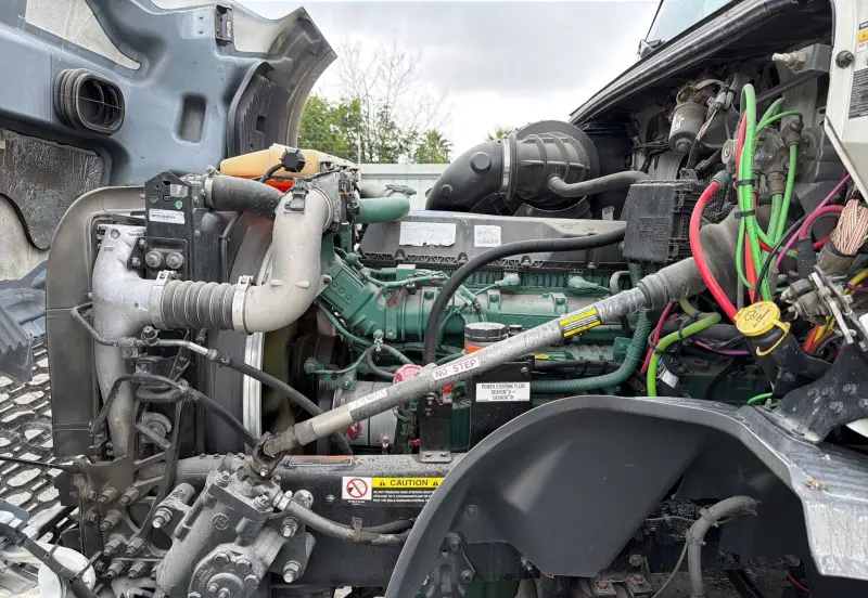 2023 Volvo VNL 860 photo 77
