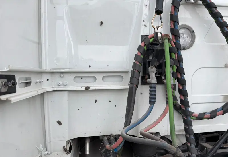 2023 Volvo VNL 860 photo 27
